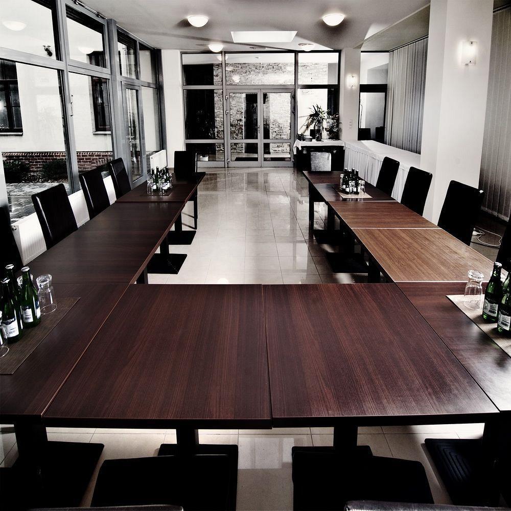 ברנו Hotel Cyro מראה חיצוני תמונה