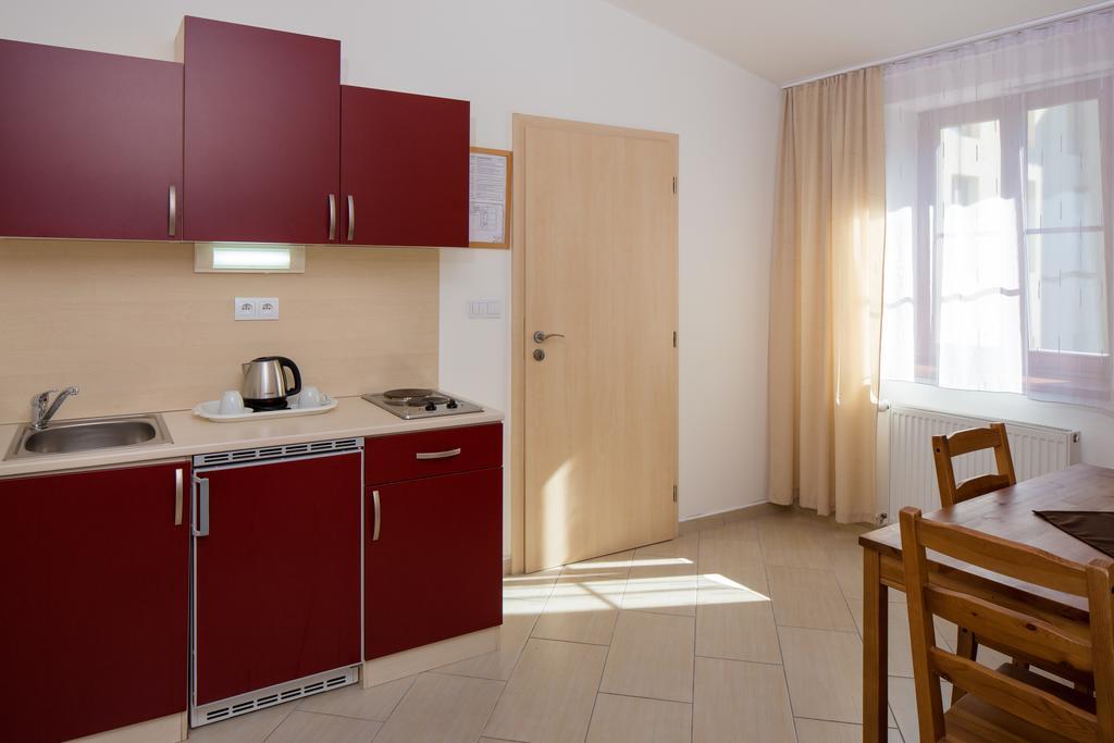 ברנו Hotel Cyro מראה חיצוני תמונה