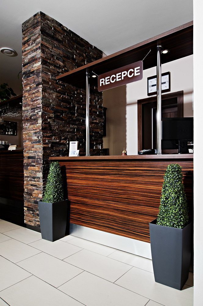 ברנו Hotel Cyro מראה חיצוני תמונה