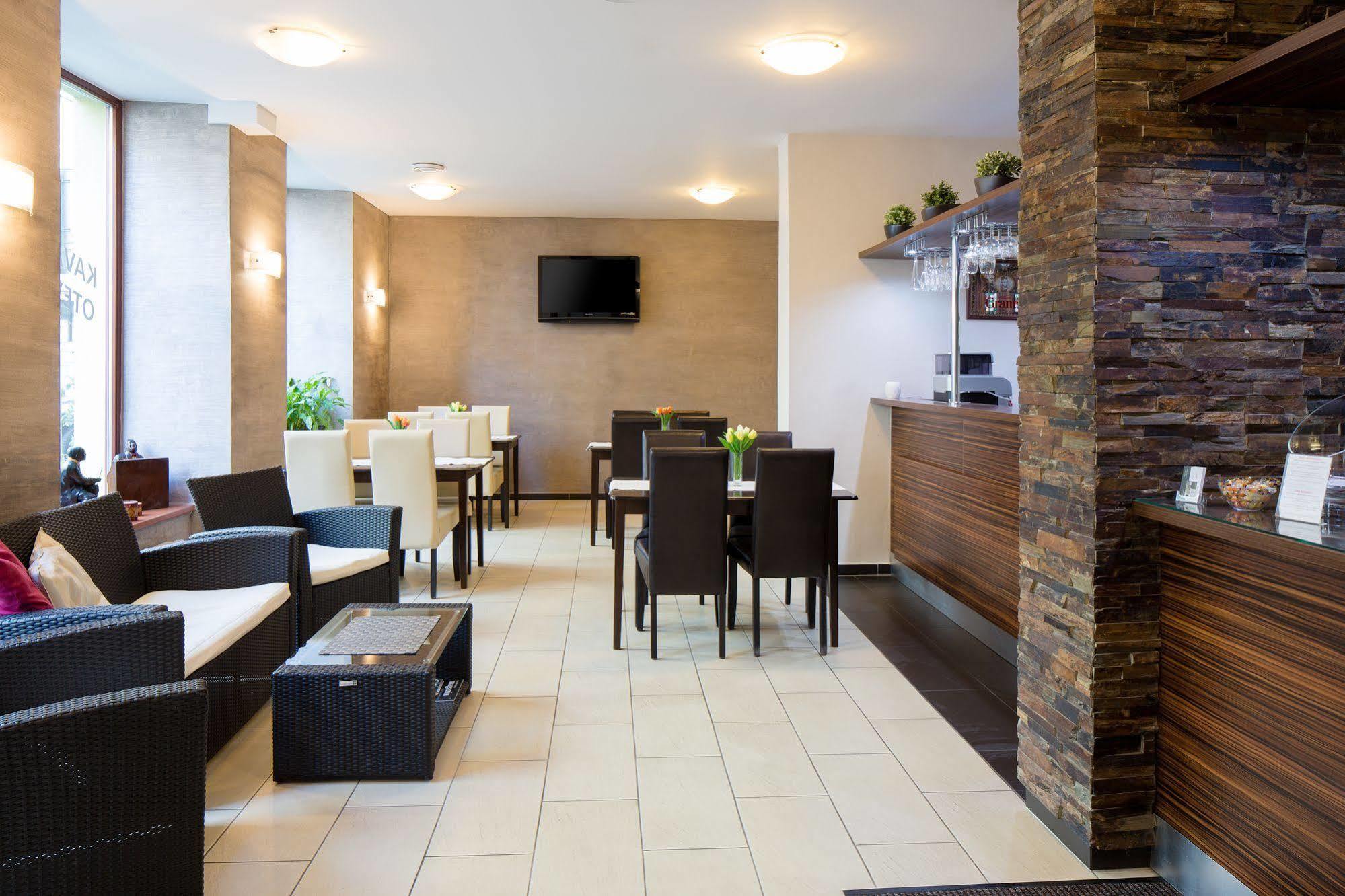 ברנו Hotel Cyro מראה חיצוני תמונה