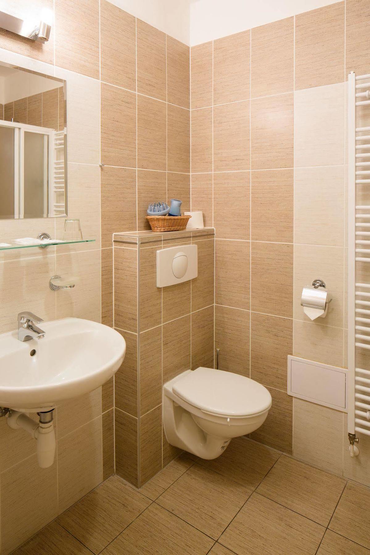 ברנו Hotel Cyro מראה חיצוני תמונה