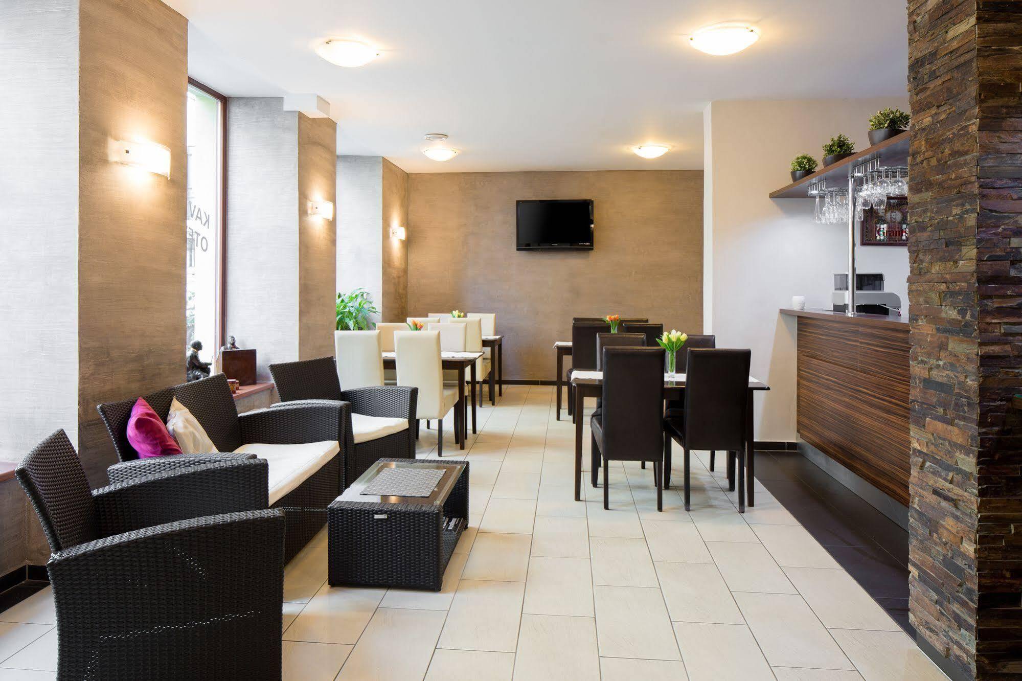 ברנו Hotel Cyro מראה חיצוני תמונה